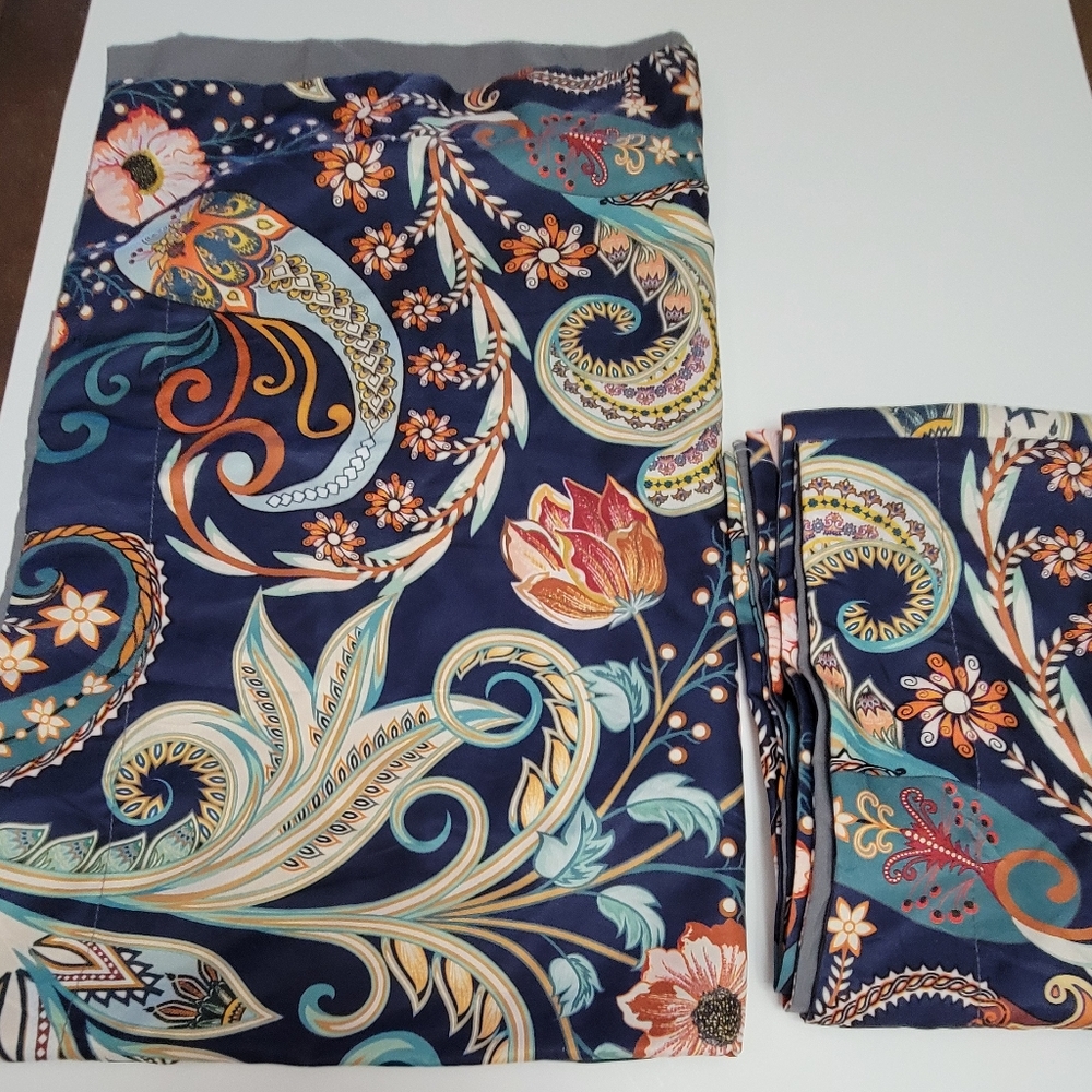 Floral Paisley Pillowcase Set